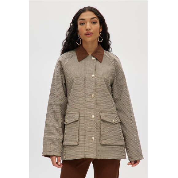 NWT!  Classic English Quilted Plaid Barn Jacket - Picture 5 of 16